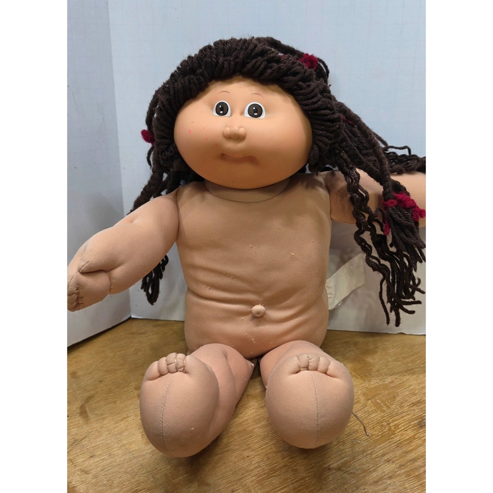 Vintage Cabbage Patch Kids Doll Brown Yarn Hair Xavier Roberts Signature 1980s